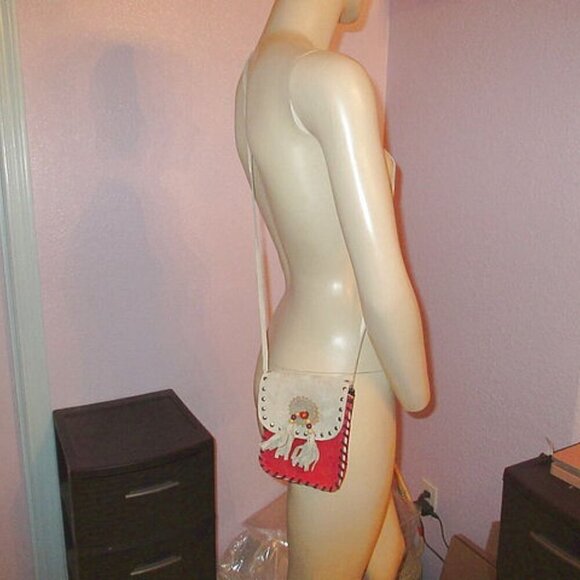 Native American Leather Medicine Bag Purse Beaded Tribal Crossbody Conchos Boho - Picture 12 of 12